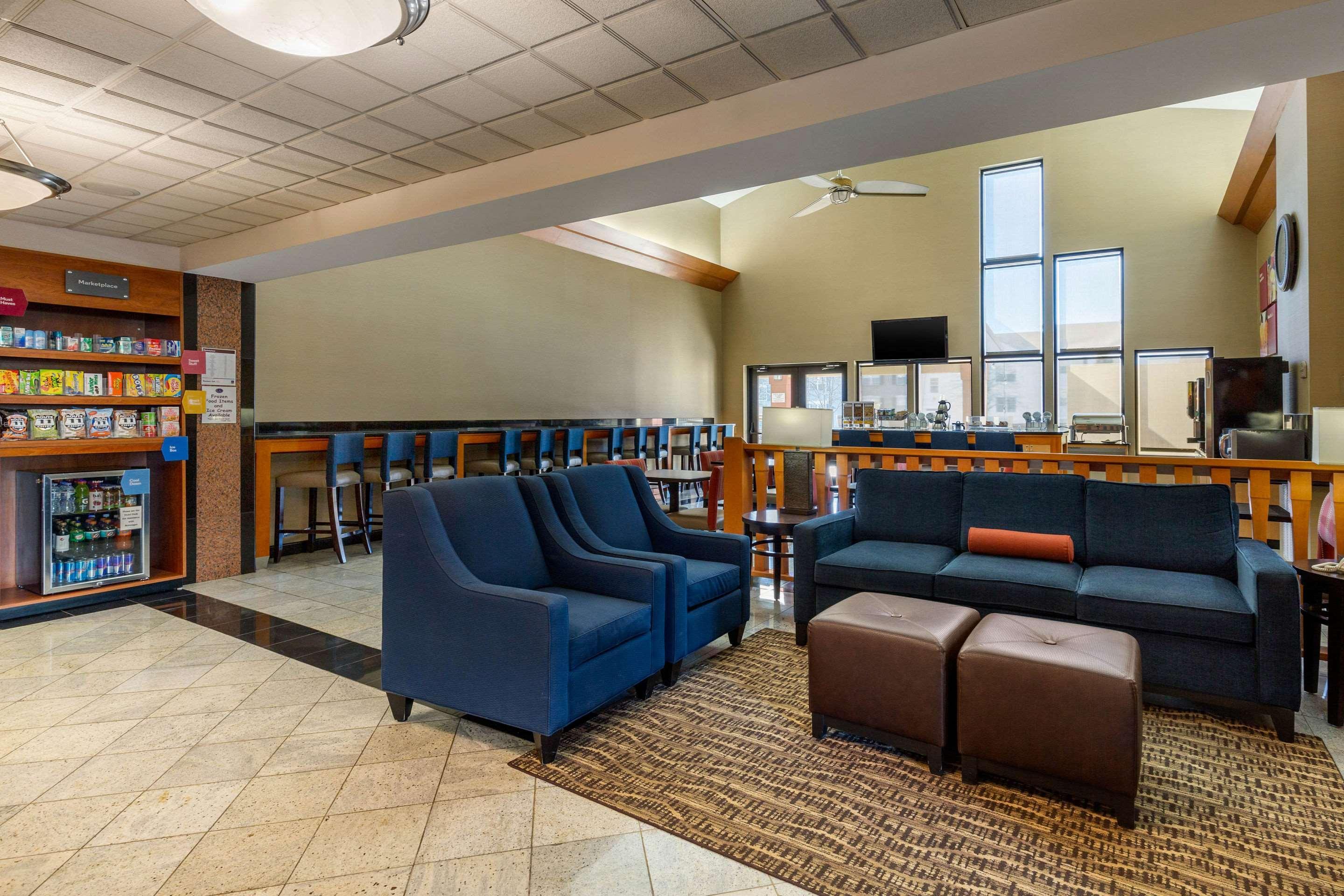 Holiday Inn Express & Suites Leesburg - Historic District By Ihg Экстерьер фото