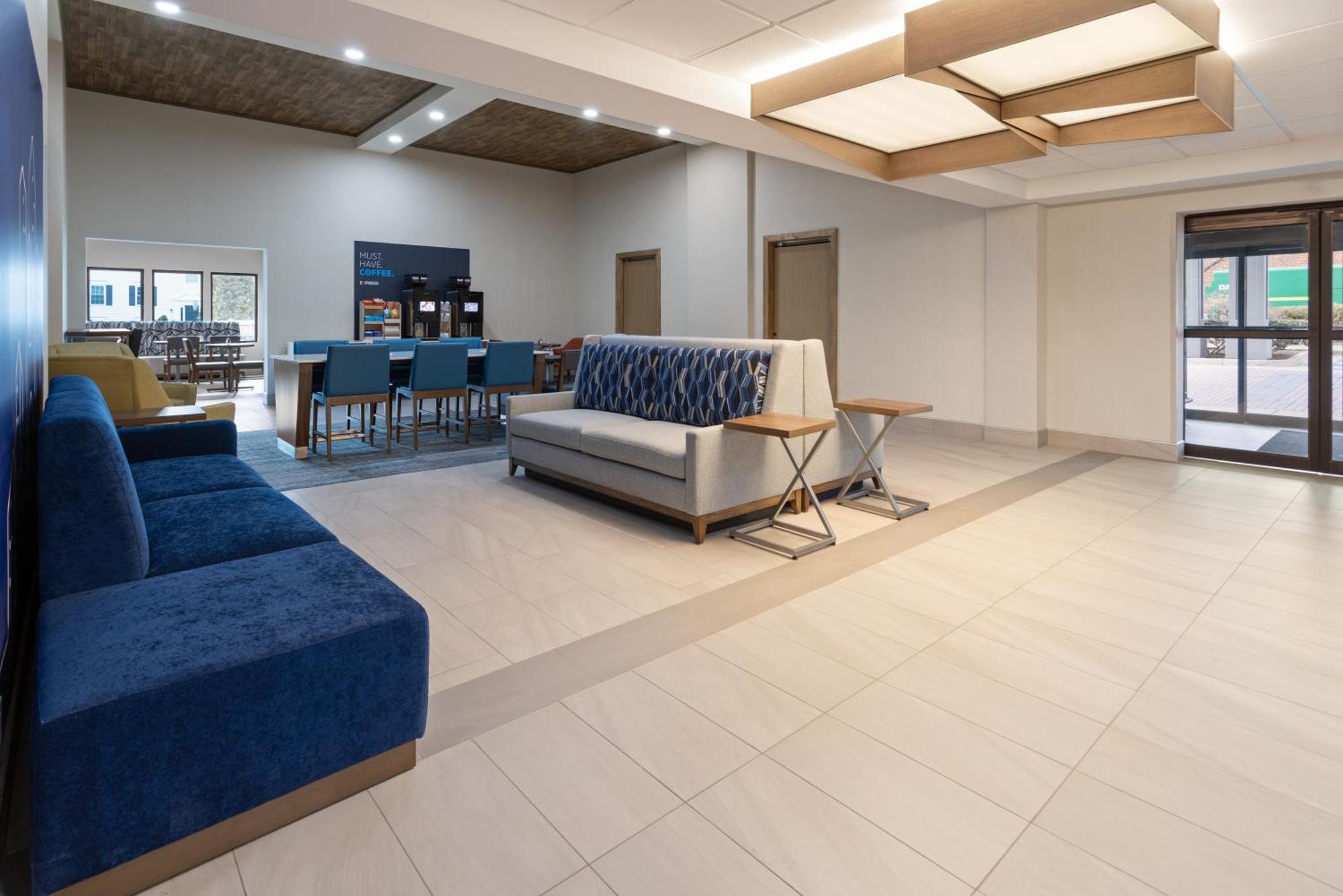 Holiday Inn Express & Suites Leesburg - Historic District By Ihg Экстерьер фото