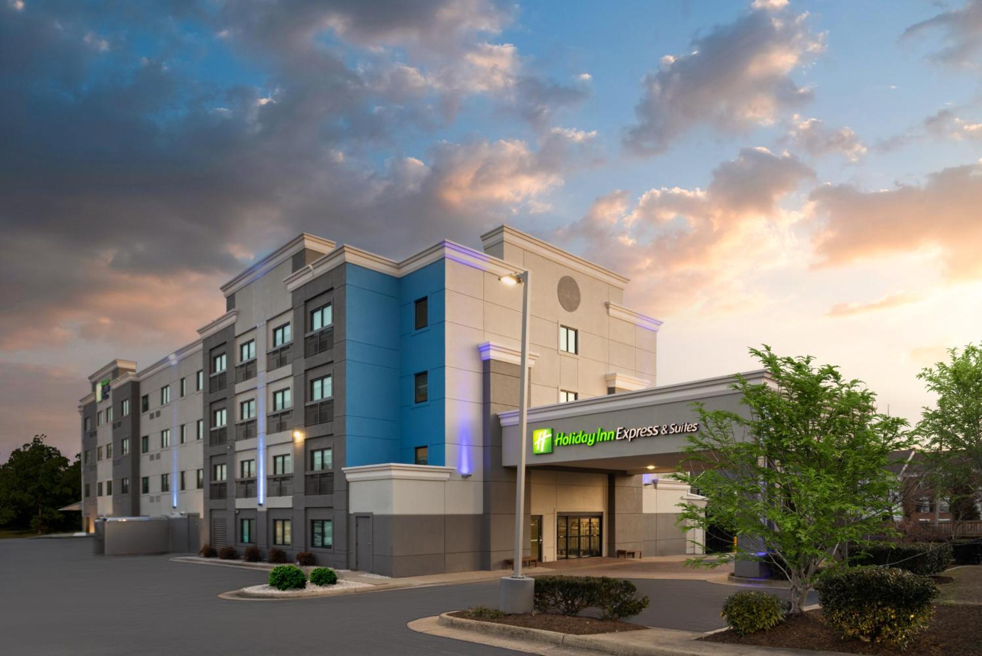 Holiday Inn Express & Suites Leesburg - Historic District By Ihg Экстерьер фото