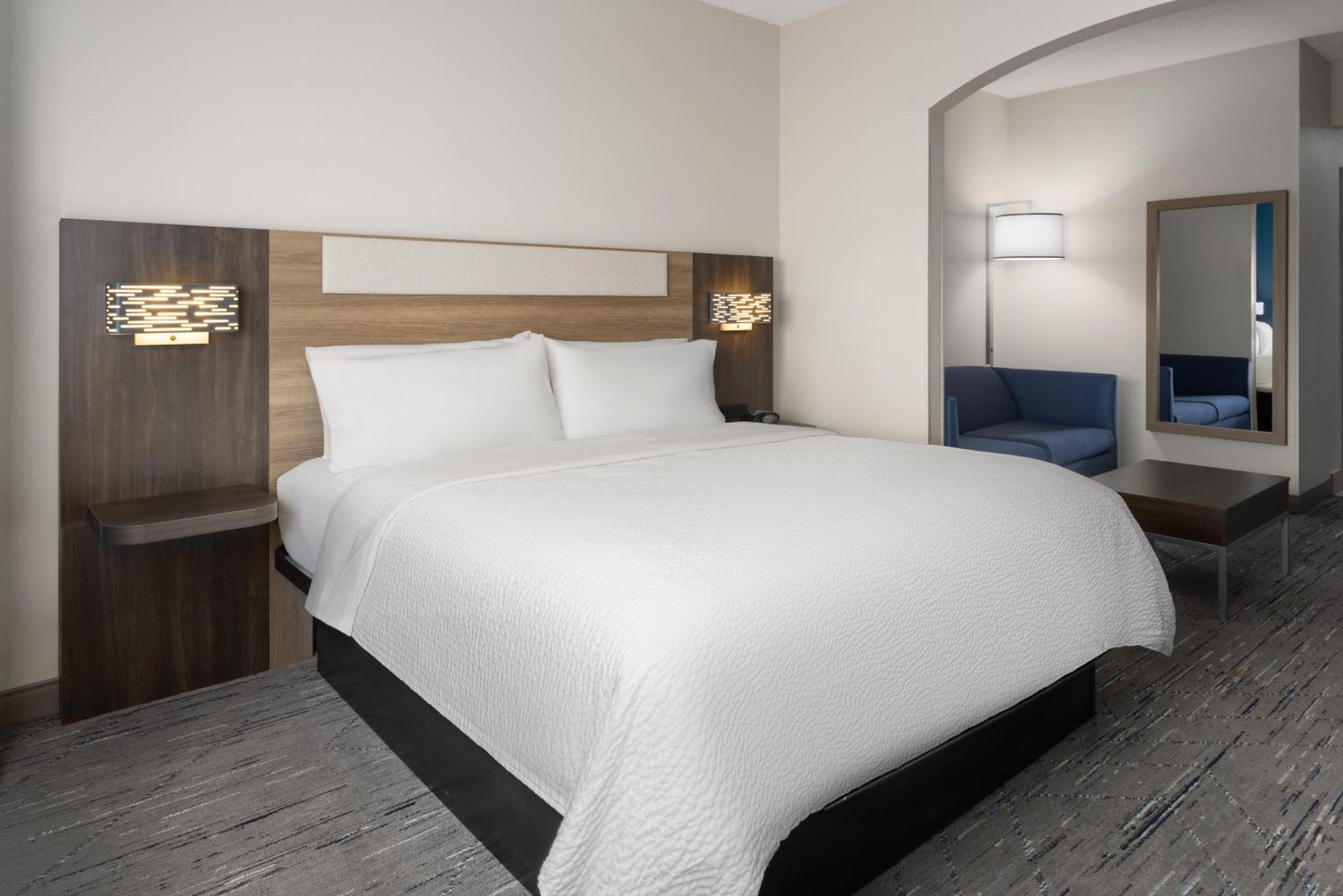 Holiday Inn Express & Suites Leesburg - Historic District By Ihg Экстерьер фото